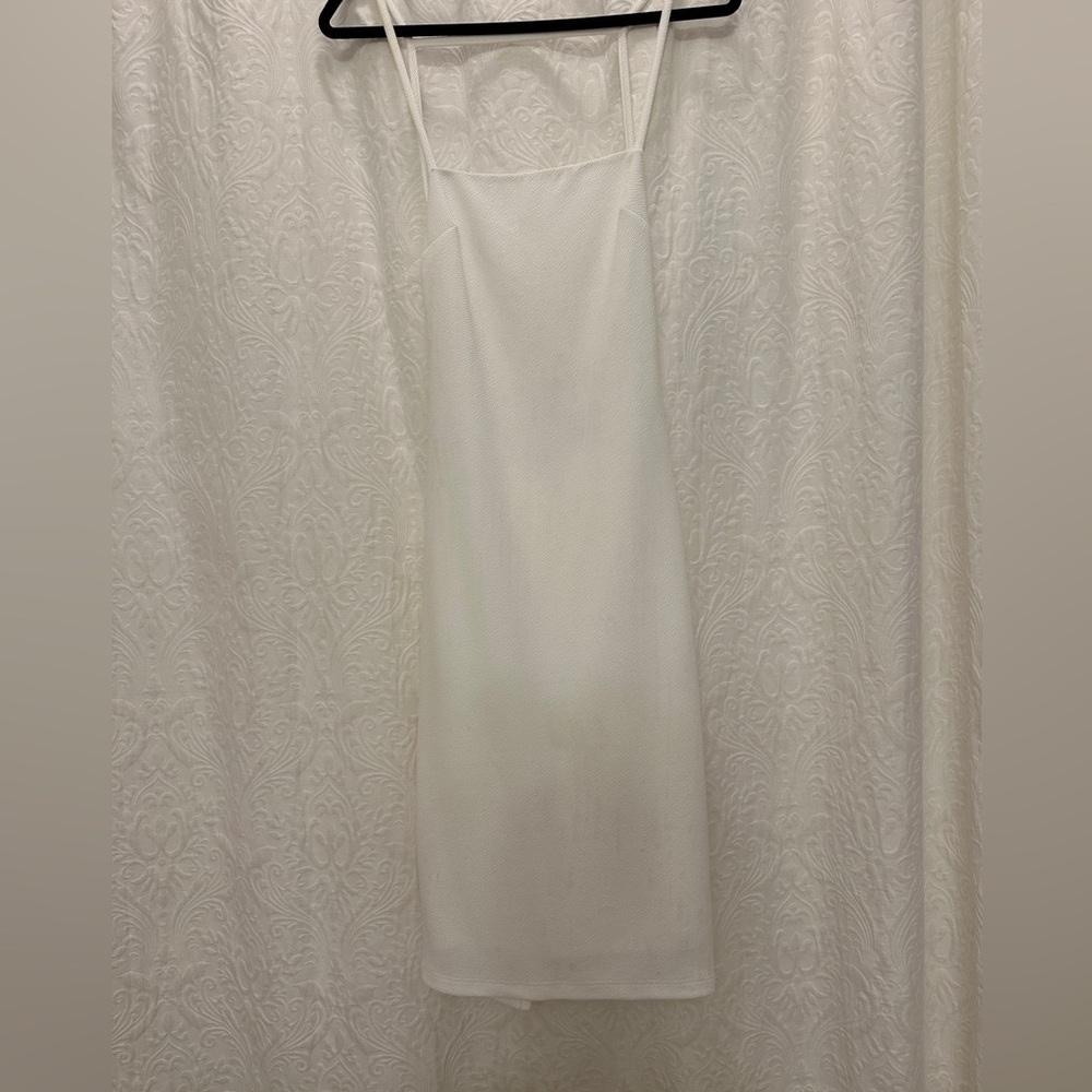 ASOS NWOT midi white dress with exposed back size 6